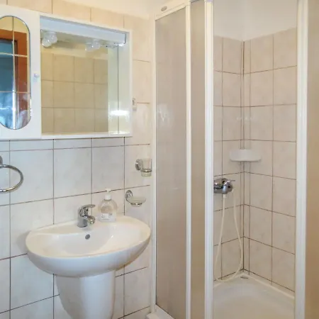 Bernardi By Interhome * Lumbarda